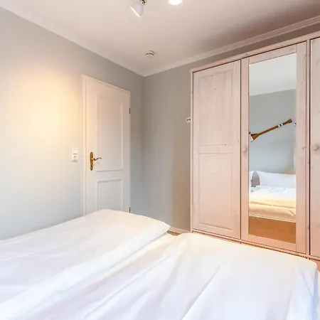 Nord-hues No 2 Westerland